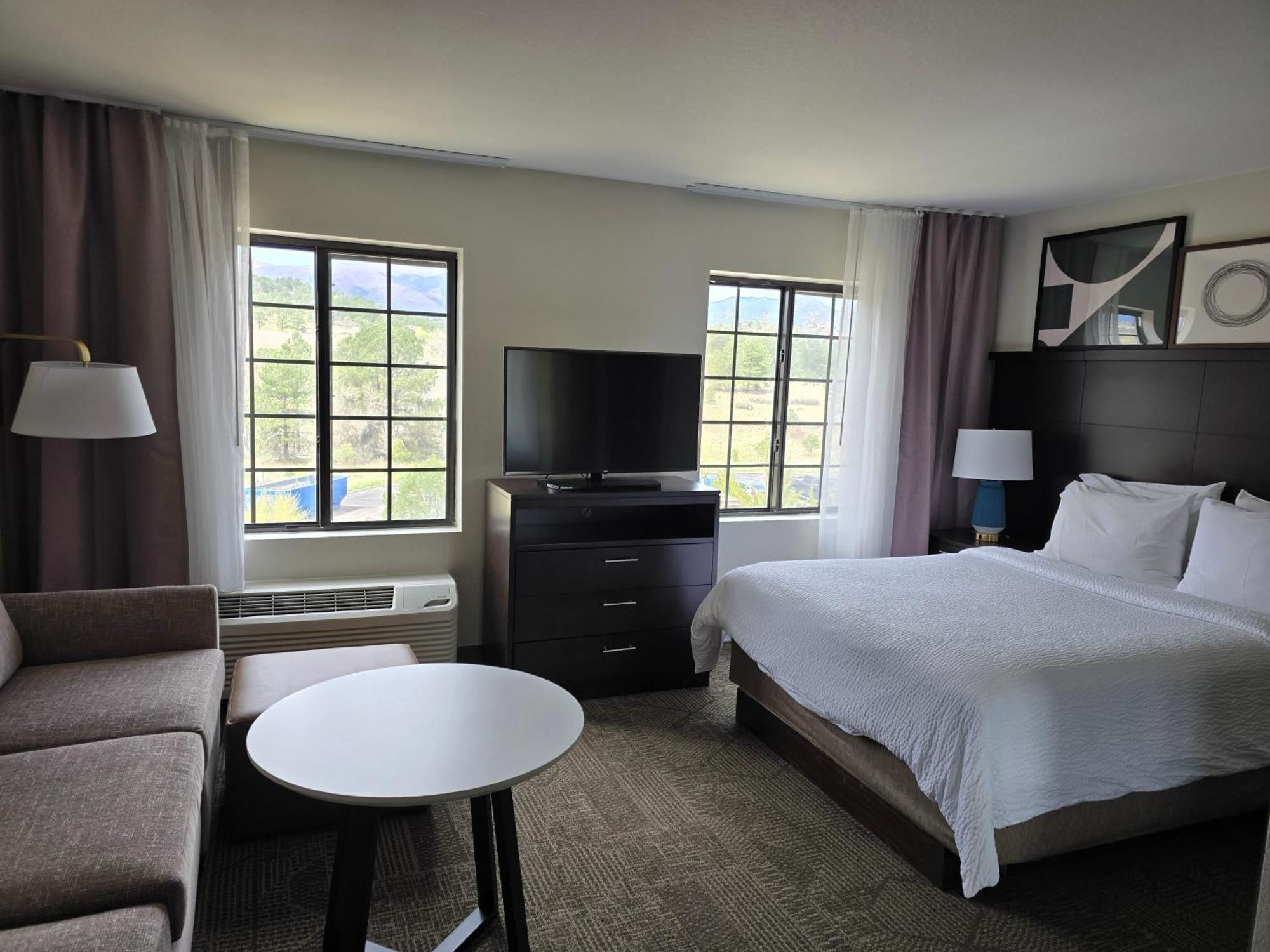 Staybridge Suites Colorado Springs North By Ihg Exterior foto