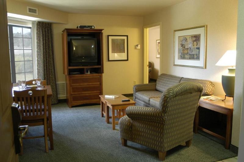 Staybridge Suites Colorado Springs North By Ihg Exterior foto