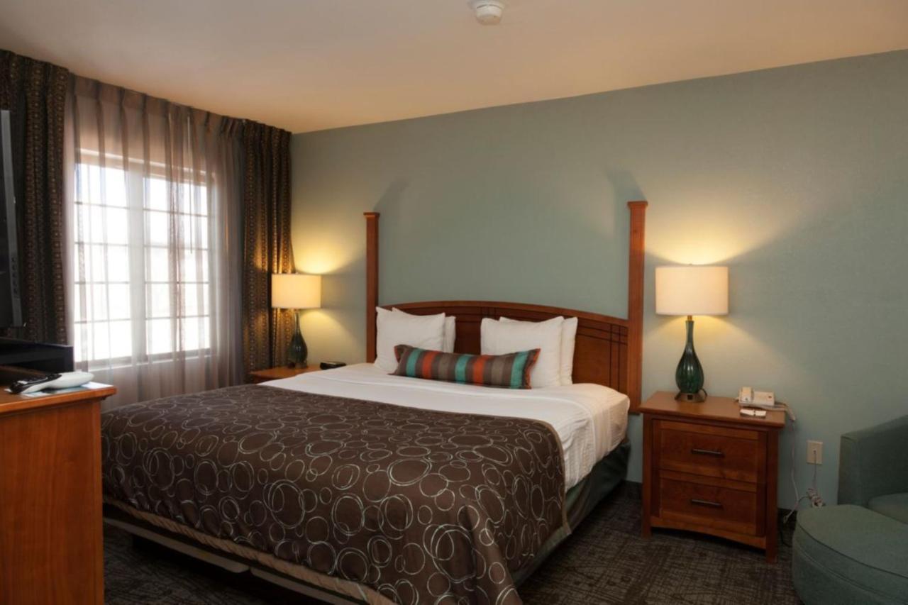 Staybridge Suites Colorado Springs North By Ihg Exterior foto